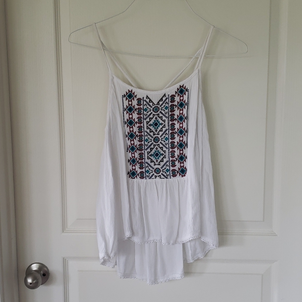 🌷🌷Patterned White Tank-Top🌷🌷